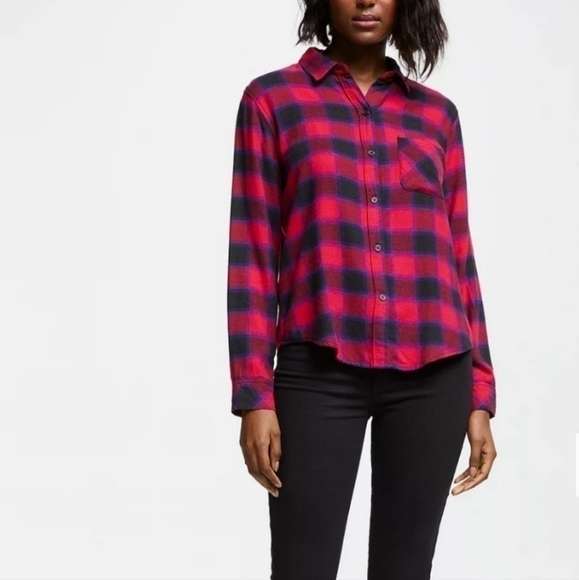 BeachLunchLounge Cherry Red Black Purple Plaid Flannel Button Down Shirt Small - Picture 1 of 9